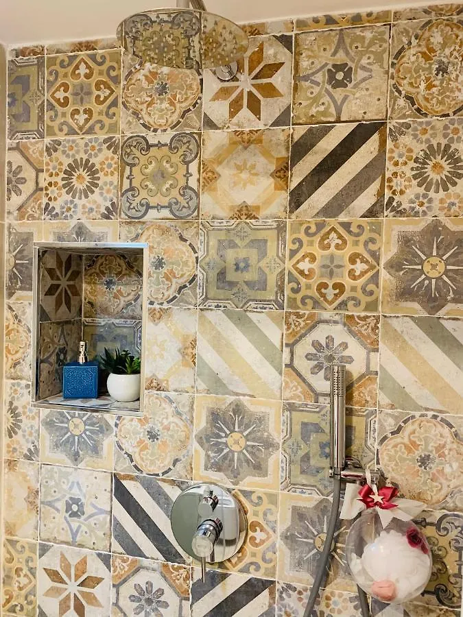 Apartment Donn'Anna Naples City Center Italy