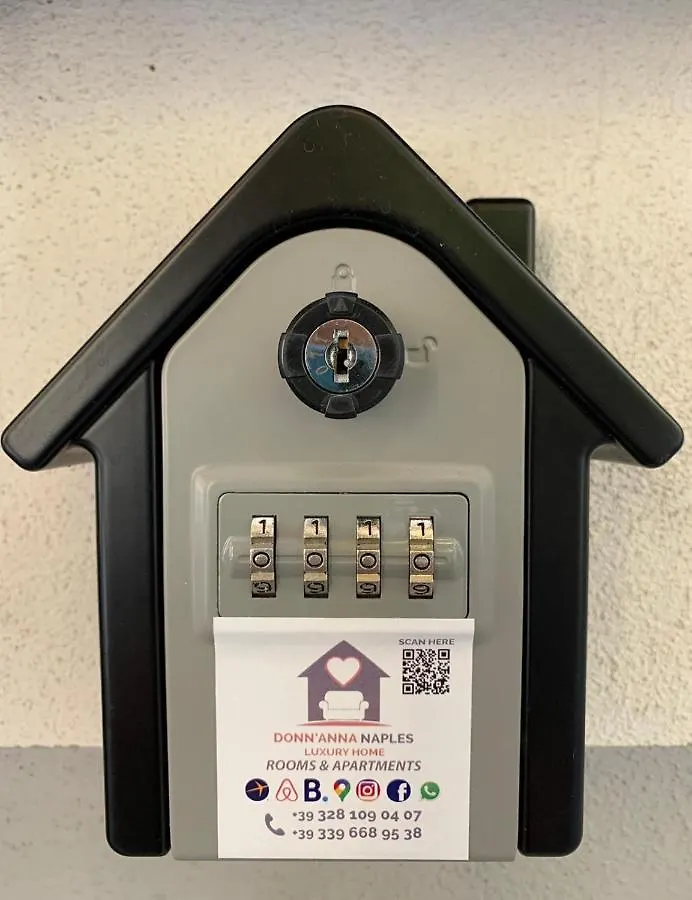 Donn'Anna Naples City Center Apartman