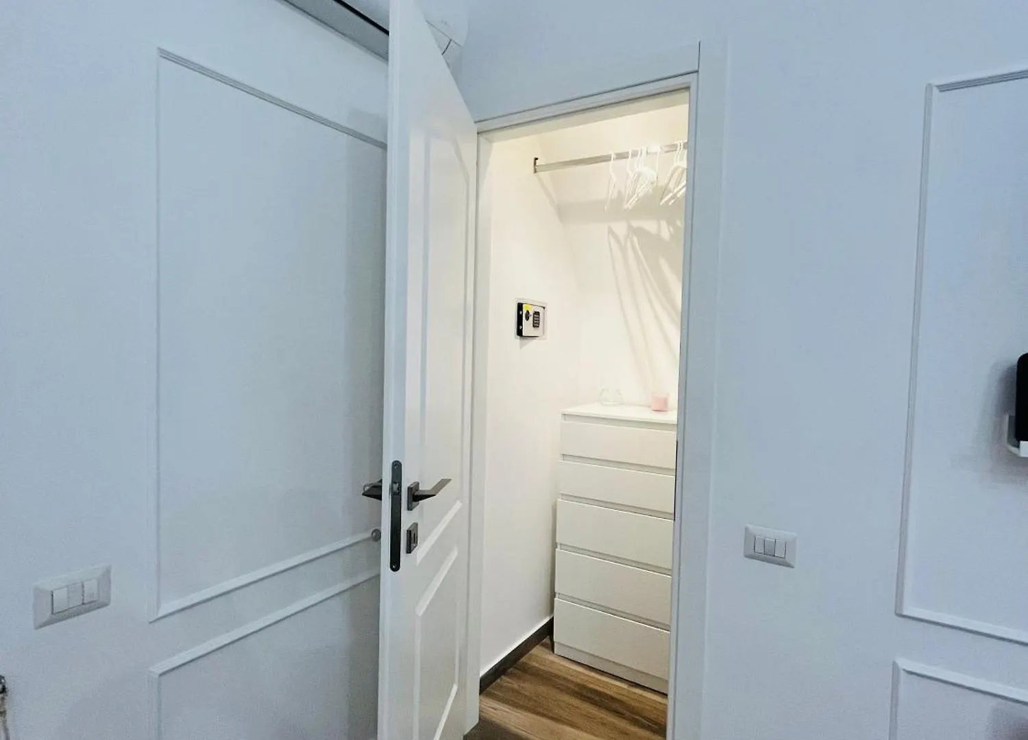 Apartment Donn'Anna Naples City Center